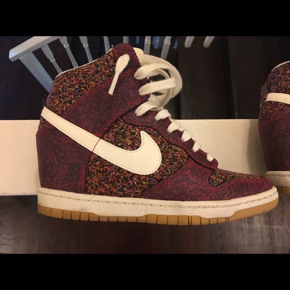 nike dunk sky high liberty